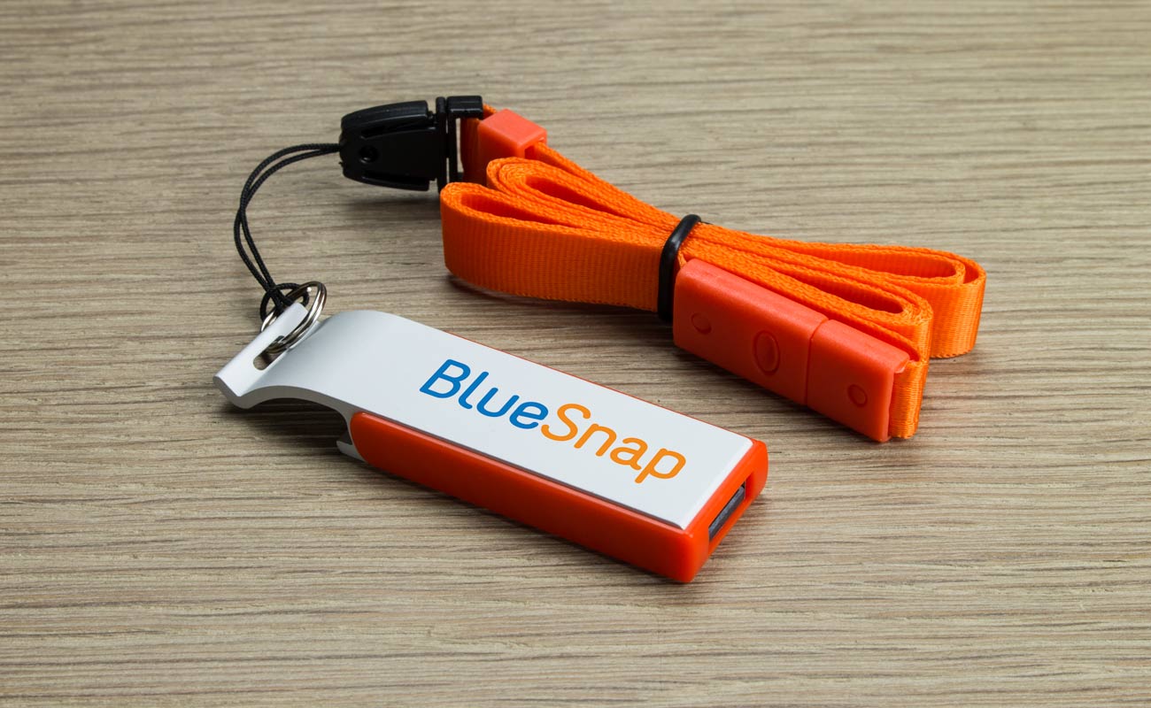 Pop - Promotionele flesopener USB sticks gallery thumbnail