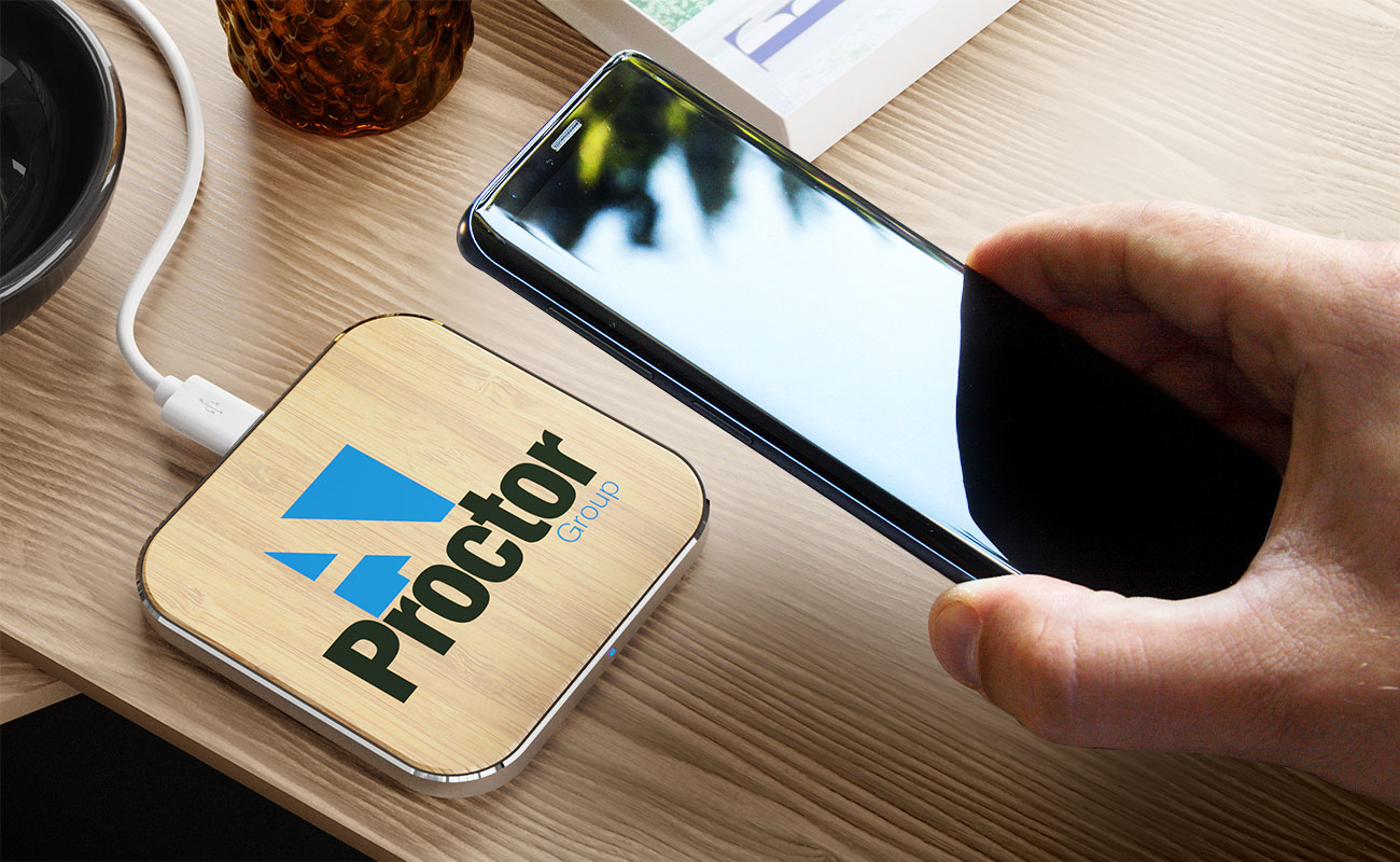 Savanna - Bamboe Draadloze Oplader met Logo gallery thumbnail