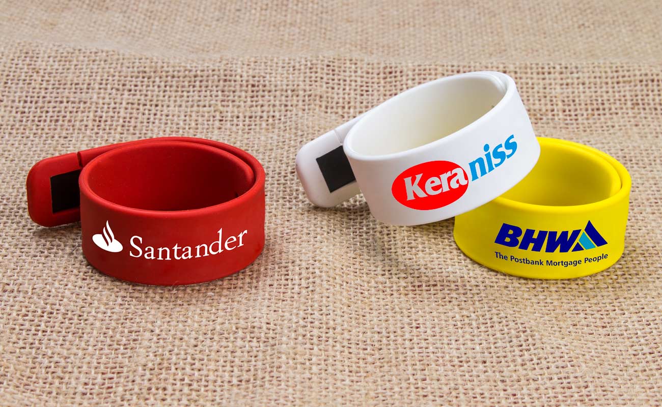 Slap - gepersonaliseerd USB armband gallery thumbnail