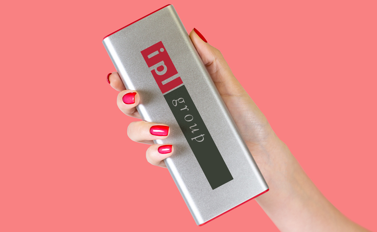 Titan - Powerbank Met Logo gallery thumbnail