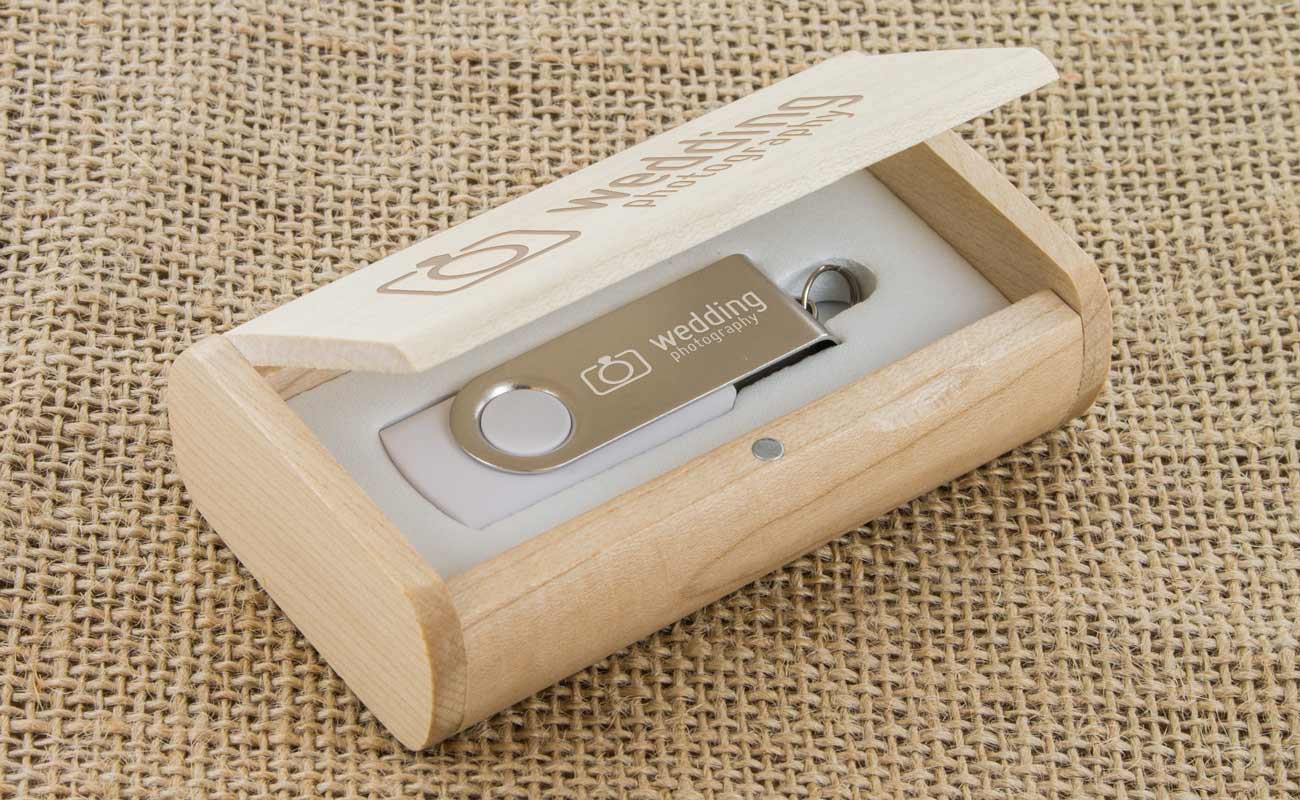 Twister - Gepersonaliseerde USB Stick gallery thumbnail